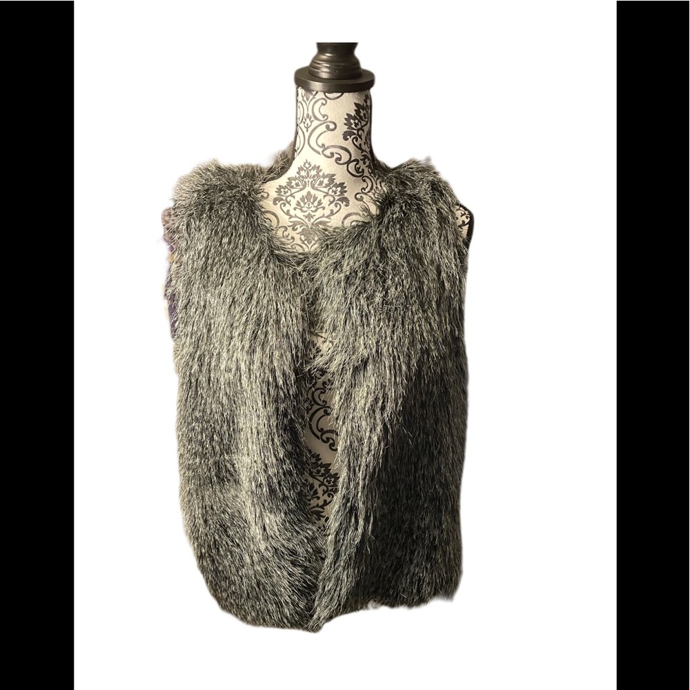 Oona & Maud fur vest size medium